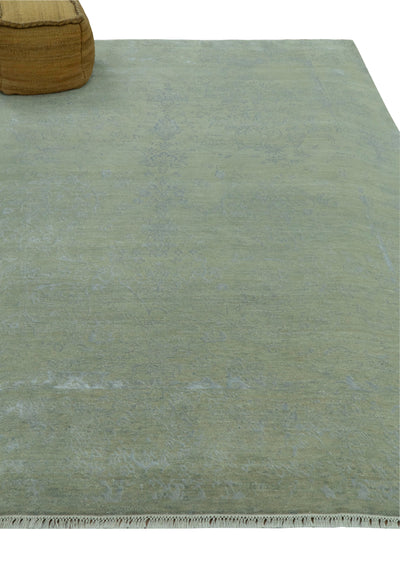 8X10 Fine Hand Knotted Green And Gray Modern abstract Design Wool and Art Silk Rug