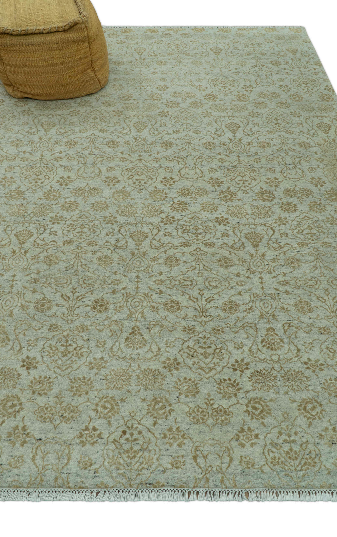 Traditional Design Ivory, Silver and Brown 7x9 Hand Knotted wool rug