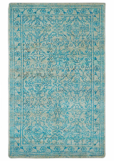 Antique Design 5x8 Blue and Beige Traditional Hand knotted wool rug