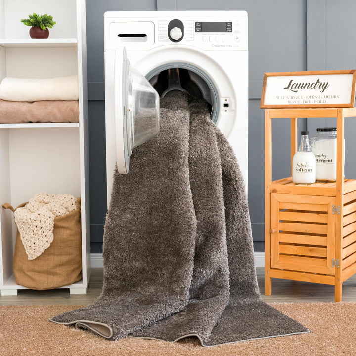 Judy Modern Solid Charcoal Polyester Rug