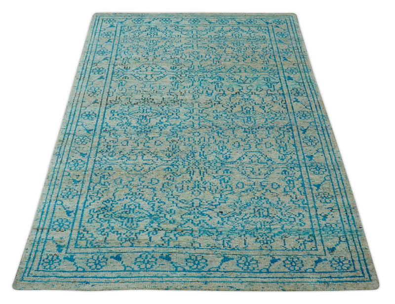 Antique Design 5x8 Blue and Beige Traditional Hand knotted wool rug