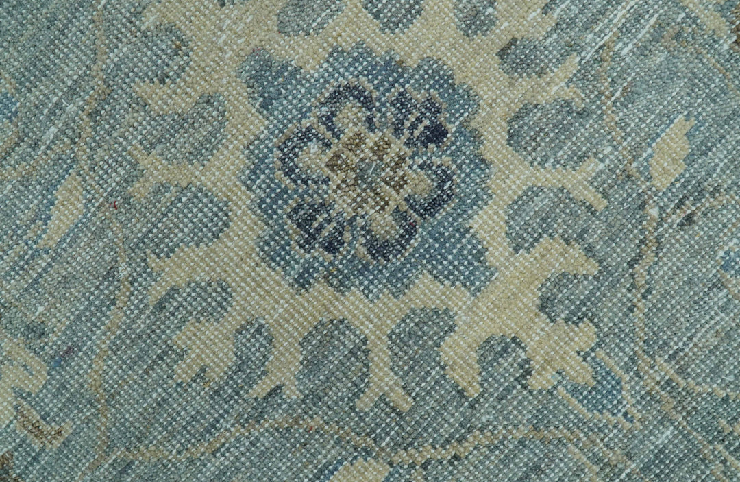 Distressed traditional And Beige Hand Knotted 10x14 Wool Area Rug