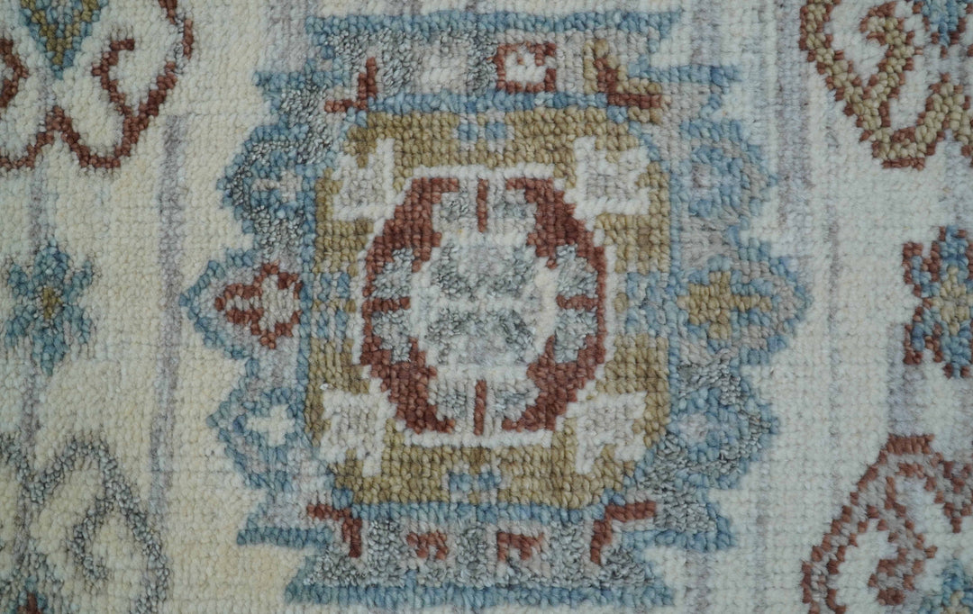 Traditional Design Ivory Hand knotted 2x3 Wool Area Rug