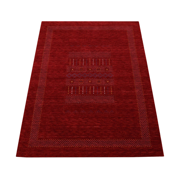 Red Center Pattern Hand Loomed Wool Area Rug