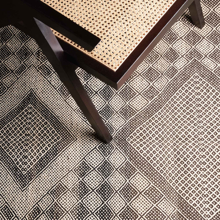 5x8 Hand Knotted Contemporary Moroccan Black Wool Rug - The Rug Decor