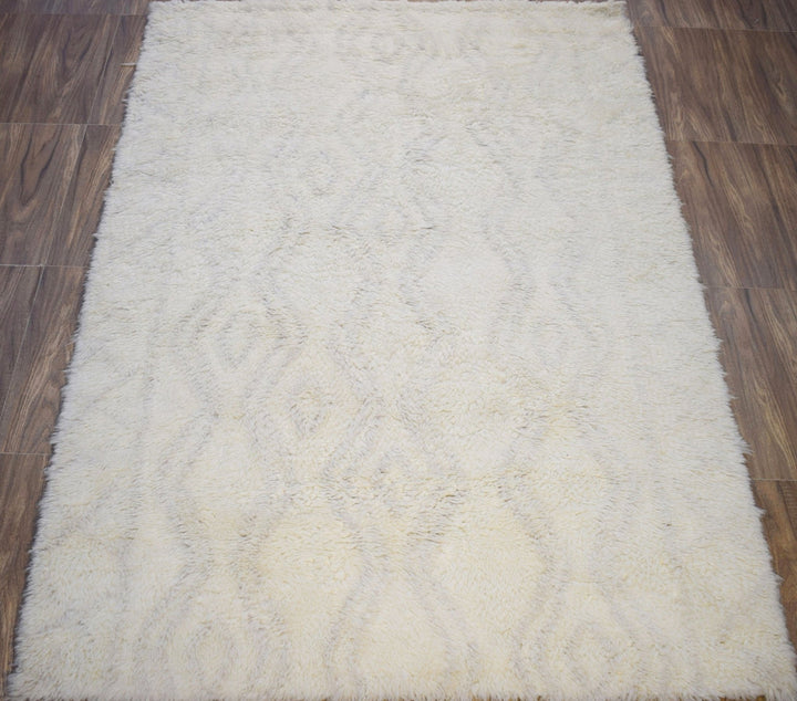 Quick Ship Modern Beige And Charcoal Hand Loom 4x6 Wool Rug