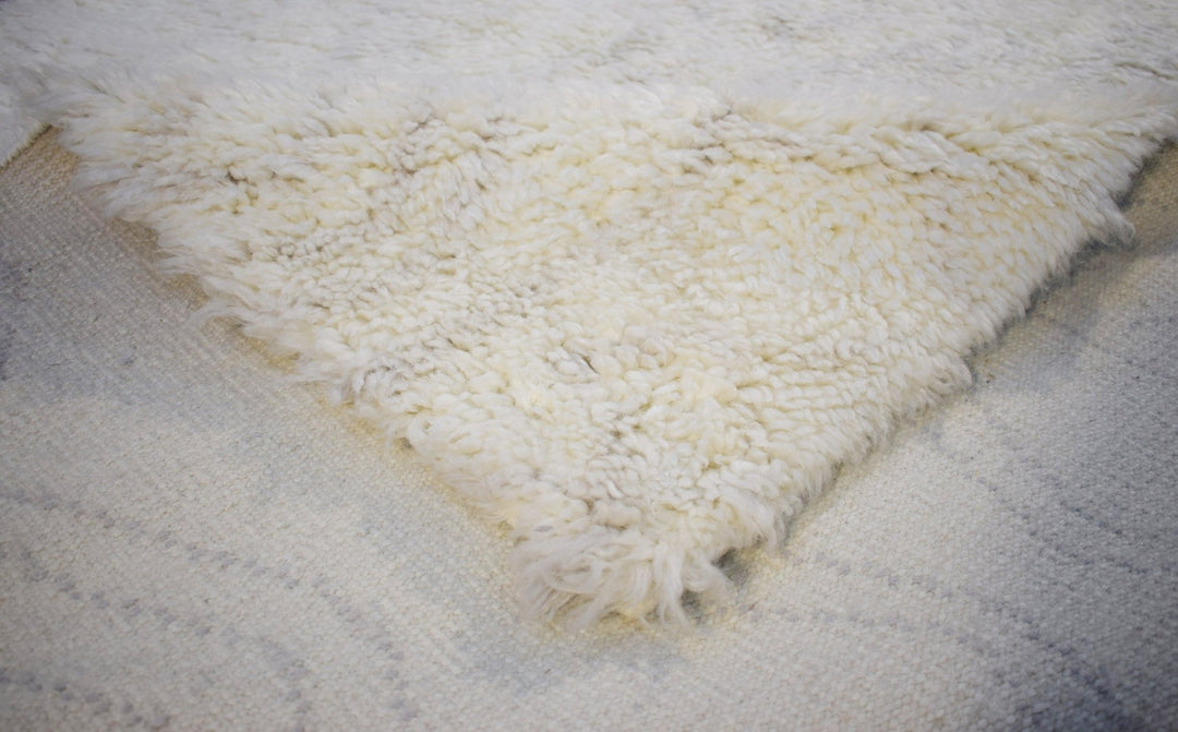 Quick Ship Modern Beige And Charcoal Hand Loom 4x6 Wool Rug