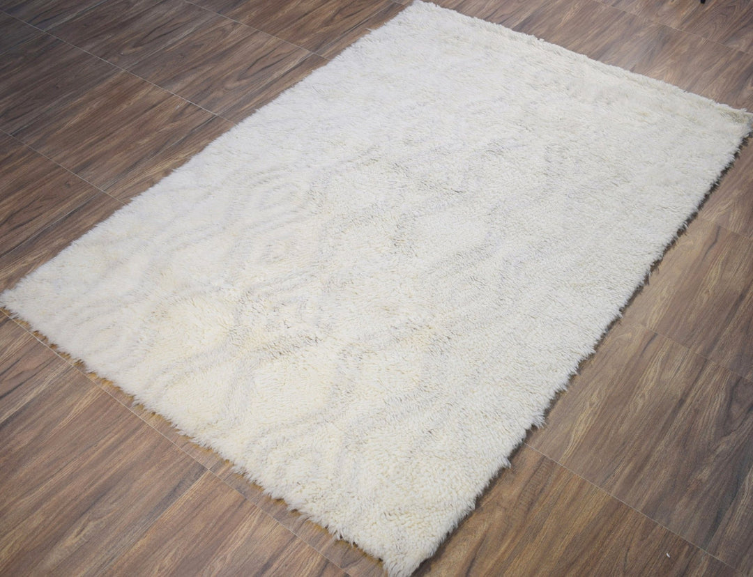 Quick Ship Modern Beige And Charcoal Hand Loom 4x6 Wool Rug