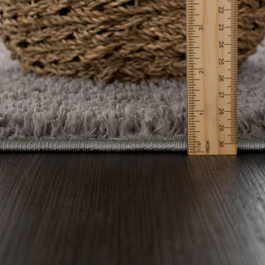 Judy Modern Solid Charcoal Polyester Rug