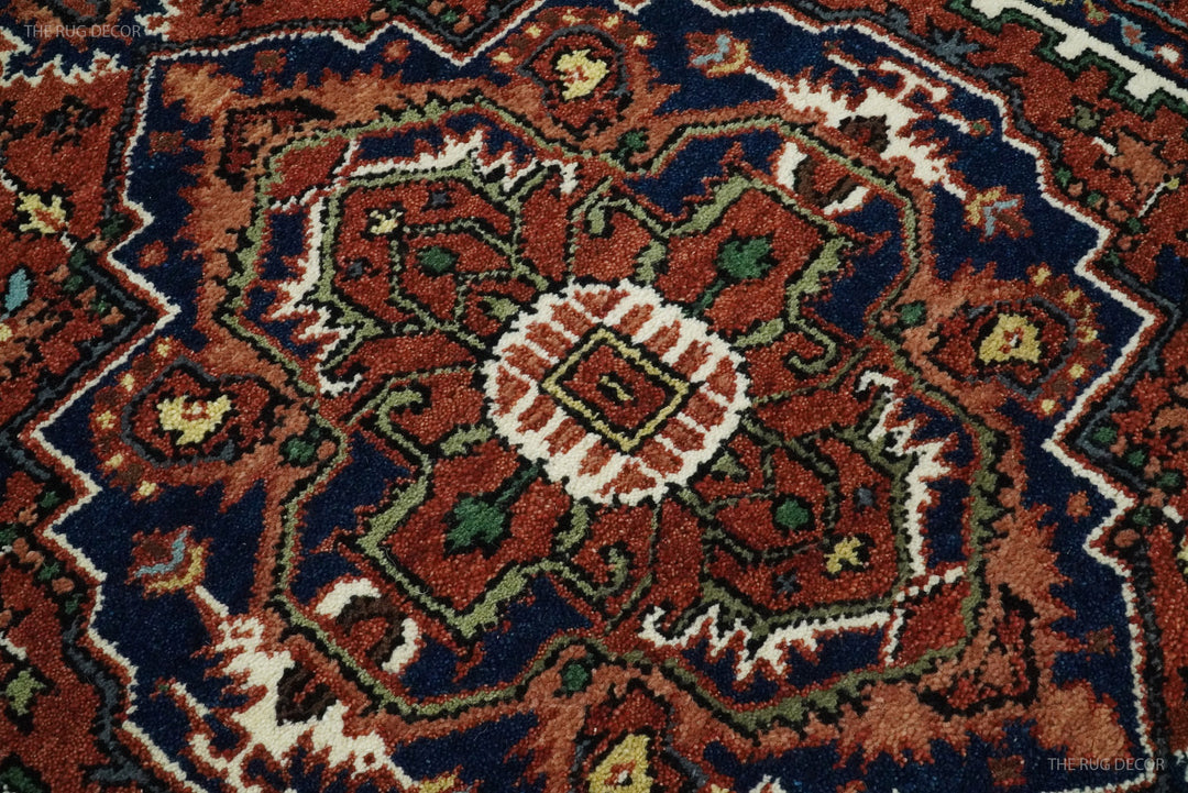 Sera Traditional Design Maroon And Blue Hand Knotted Wool Rug