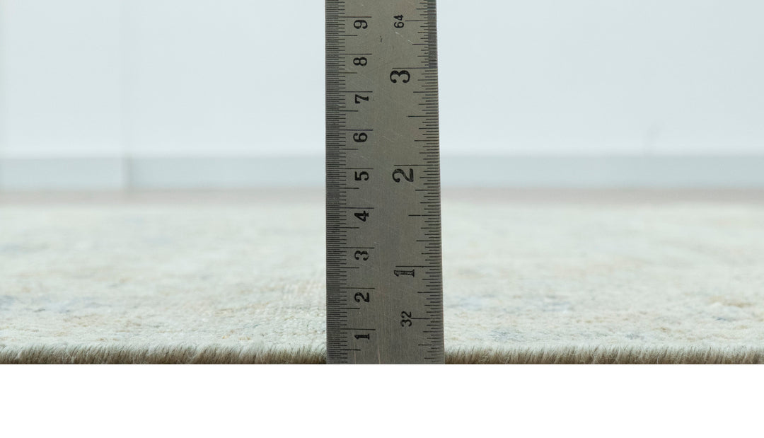 Silver And Beige Traditional Design Hand Knotted 4x5.6 Wool Area Rug