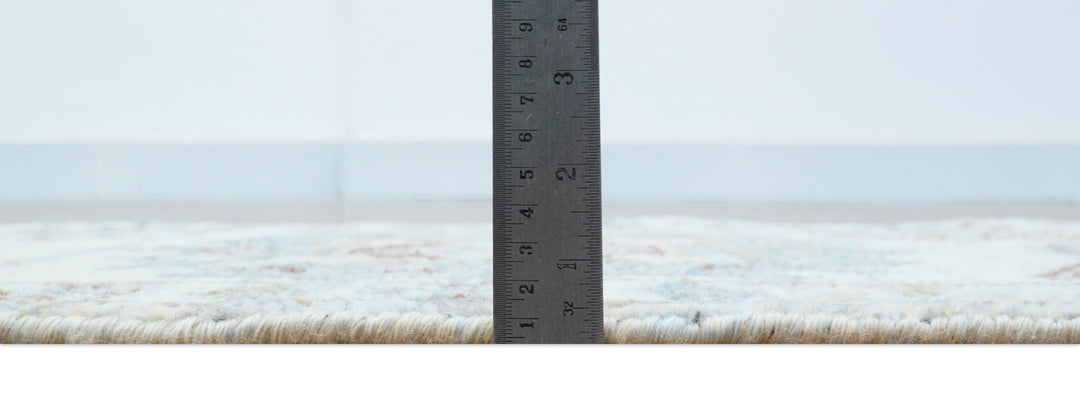 Traditional Design Ivory Hand knotted 2x3 Wool Area Rug