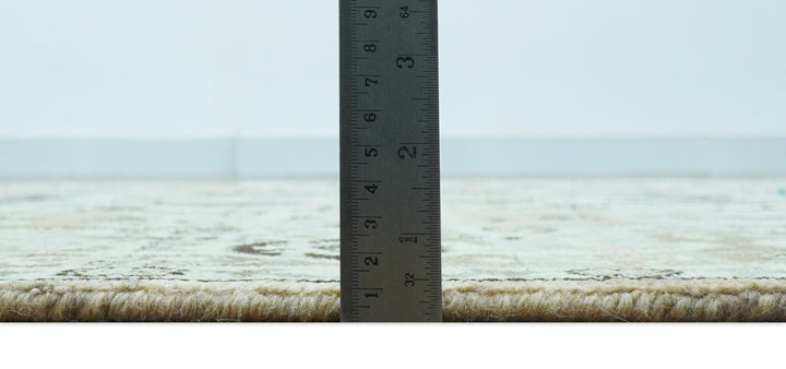 Traditional Oriental Design Beige Hand knotted 6x8.7 Wool Area Rug