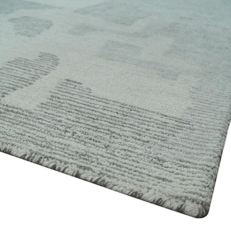 Hand Tufted Ivory, Silver and Charcoal Modern Abstract 8x10 wool Rug