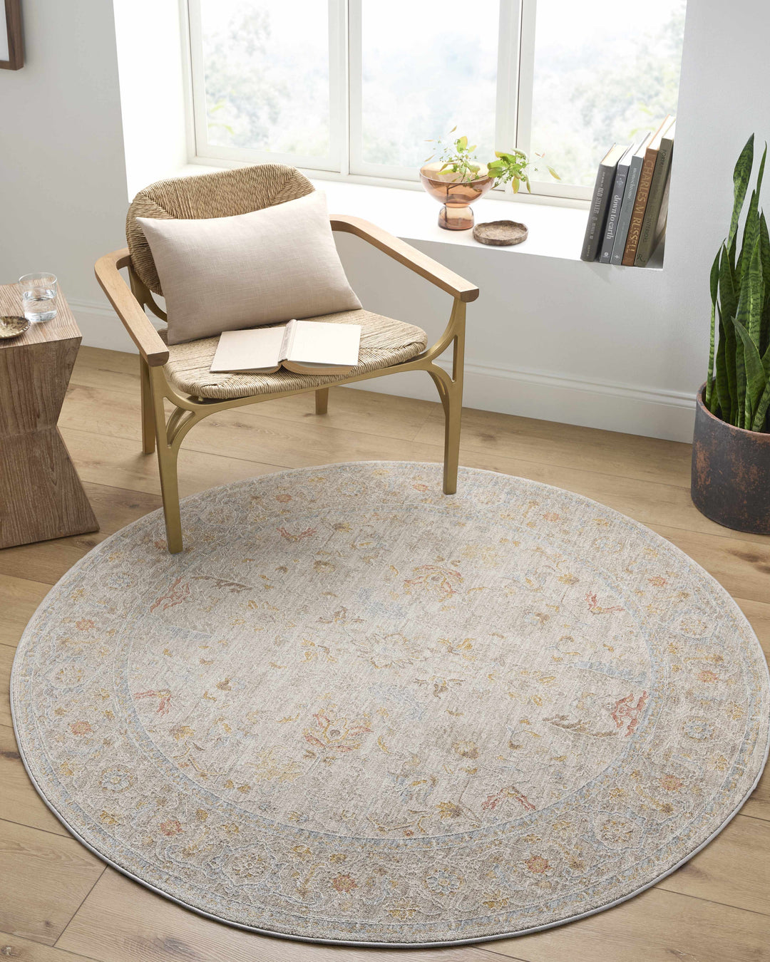 Awena Traditional Style Beige And Blue Rug