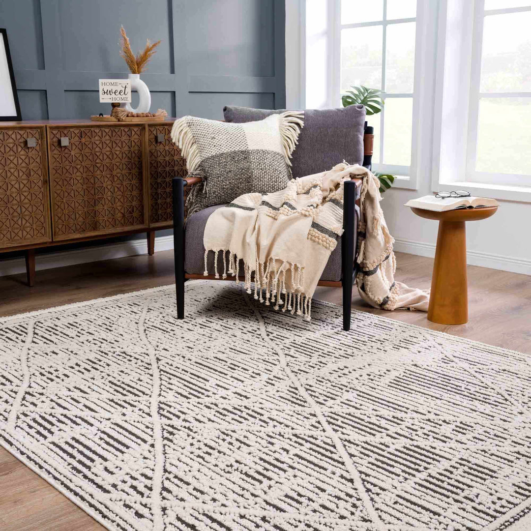 Umay Contemporary Geometrical Ivory And Black Rug