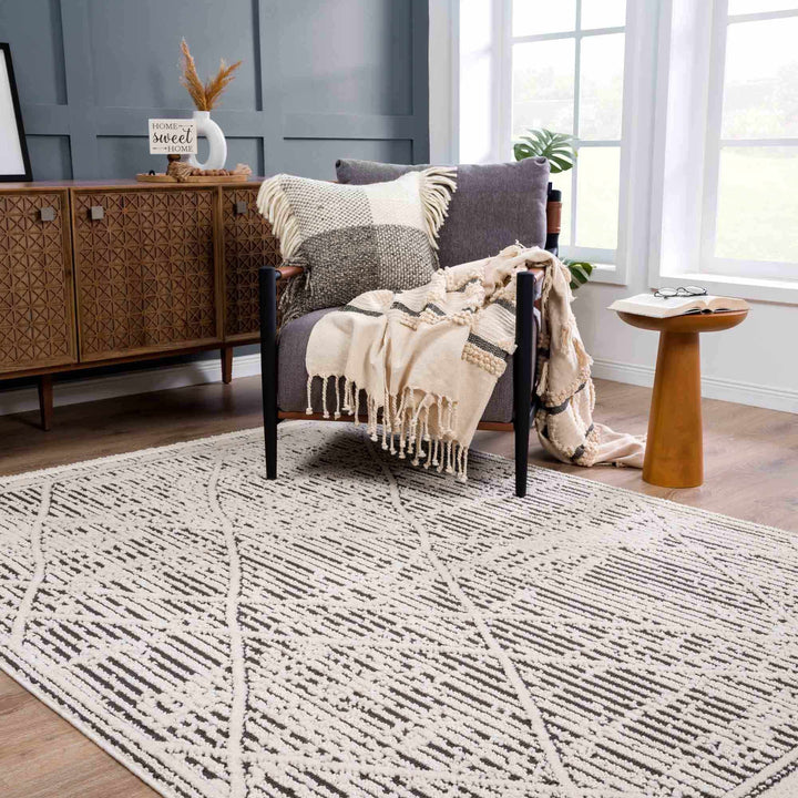 Umay Contemporary Geometrical Ivory And Black Rug