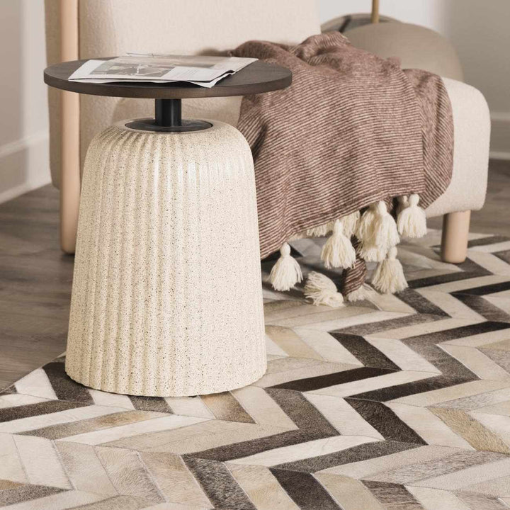 Bristolville Modern Style Gray And Ivory Area Rug