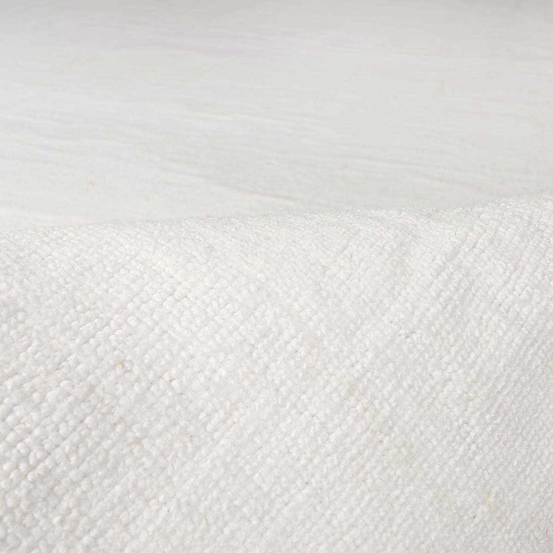 Brownsdale Modern Solid Design White Hand Loom Area Rug