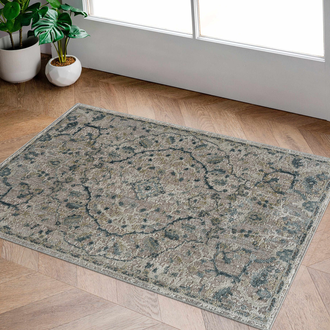 Bushnell Traditional Style Gray And Taupe Area Rug