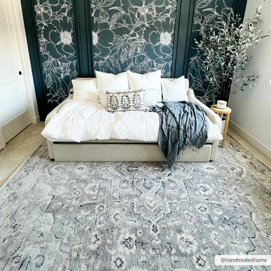 Brodhead Gray Traditional Style Area Rug