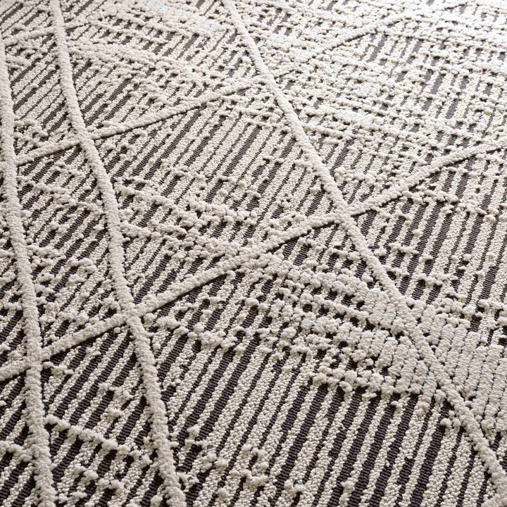 Umay Contemporary Geometrical Ivory And Black Rug