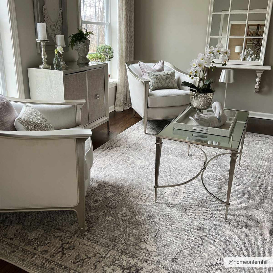 Yvon Traditional Gray Oushak Machine Woven Rug