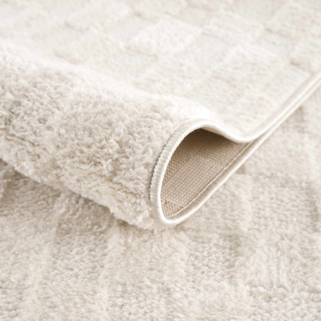 Keesa Modern Checkered Pattern Ivory Rug