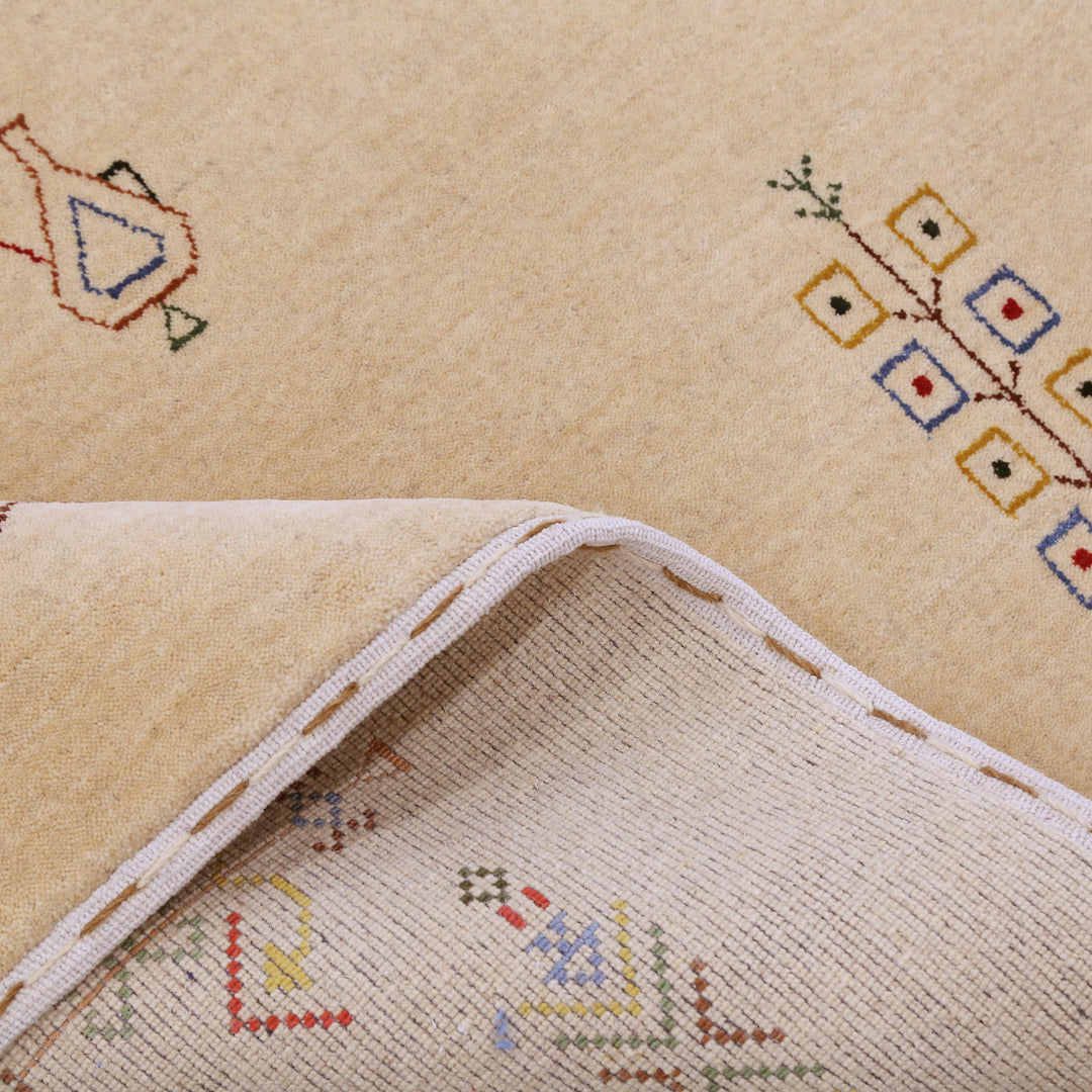 Ivory Border Patterns Hand Loomed Wool Area Rug