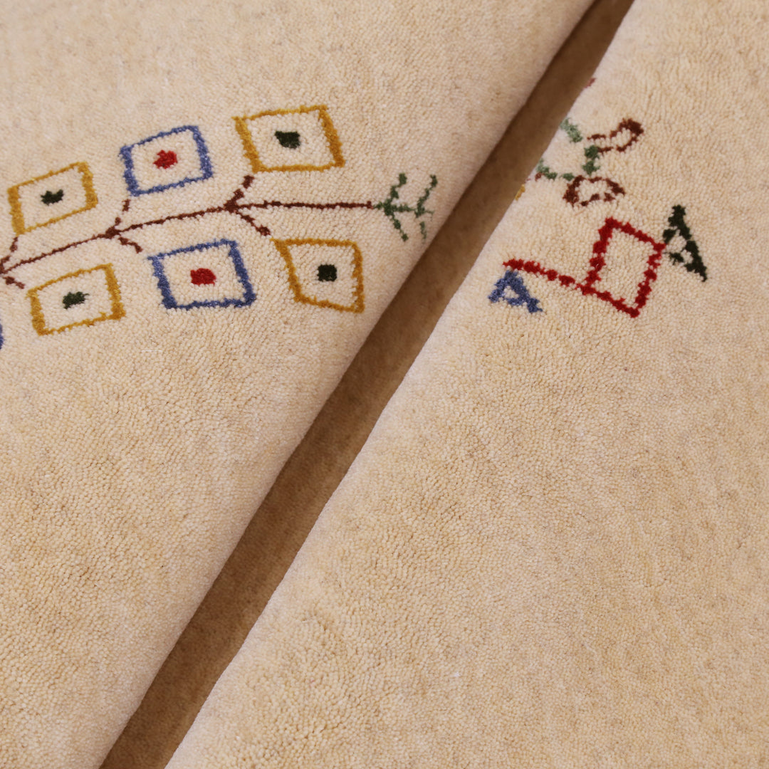 Ivory Border Patterns Hand Loomed Wool Area Rug