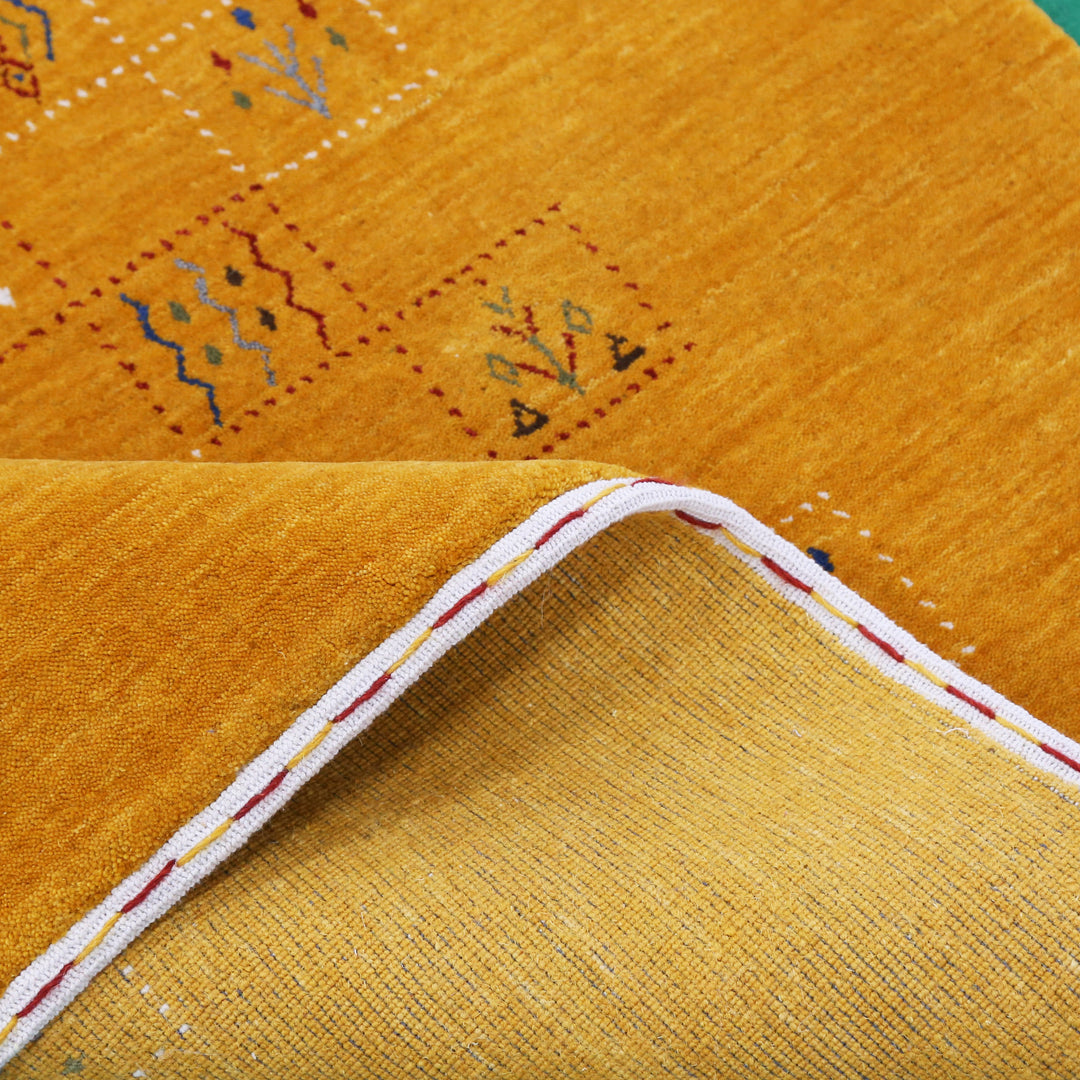 Gold Center Pattern Hand Loomed Wool Area Rug