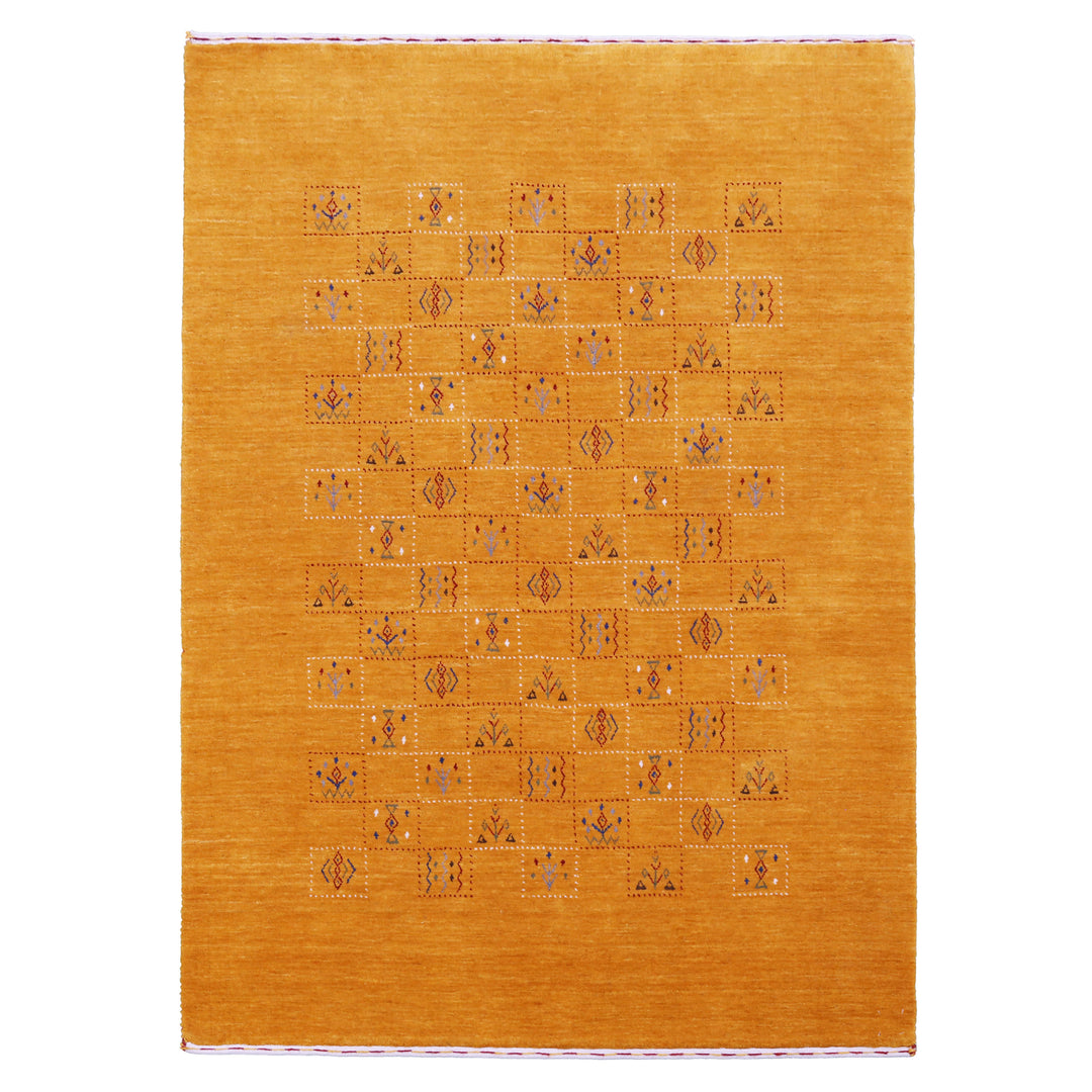 Gold Center Pattern Hand Loomed Wool Area Rug