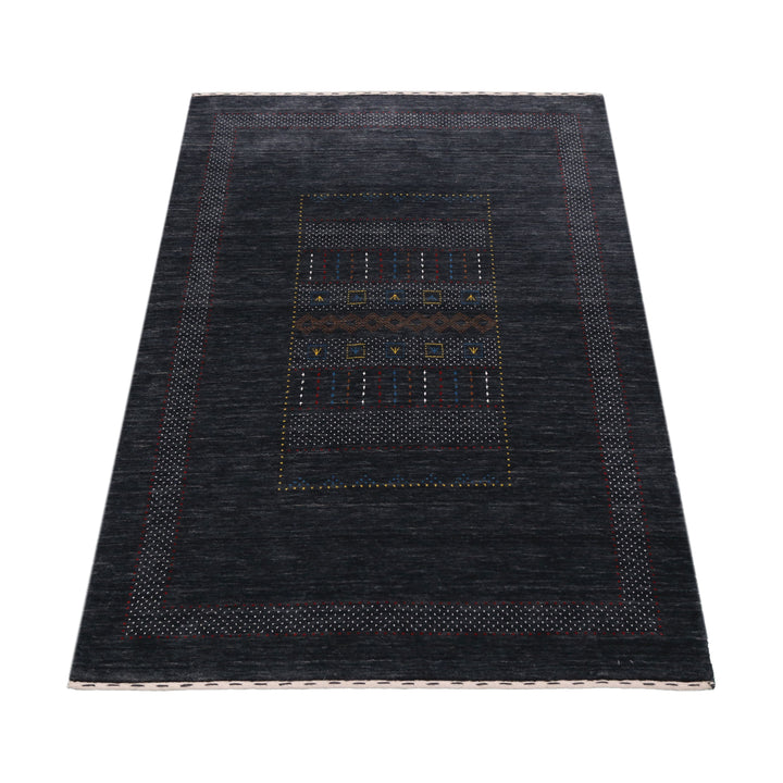 Charcoal Center Pattern Hand Loomed Wool Area Rug