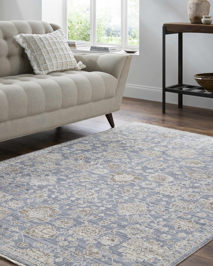 Urara Traditional Style Blue And Cream Area Rug