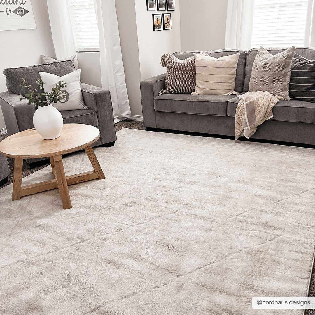 Keone Modern Style Ivory Area Rug