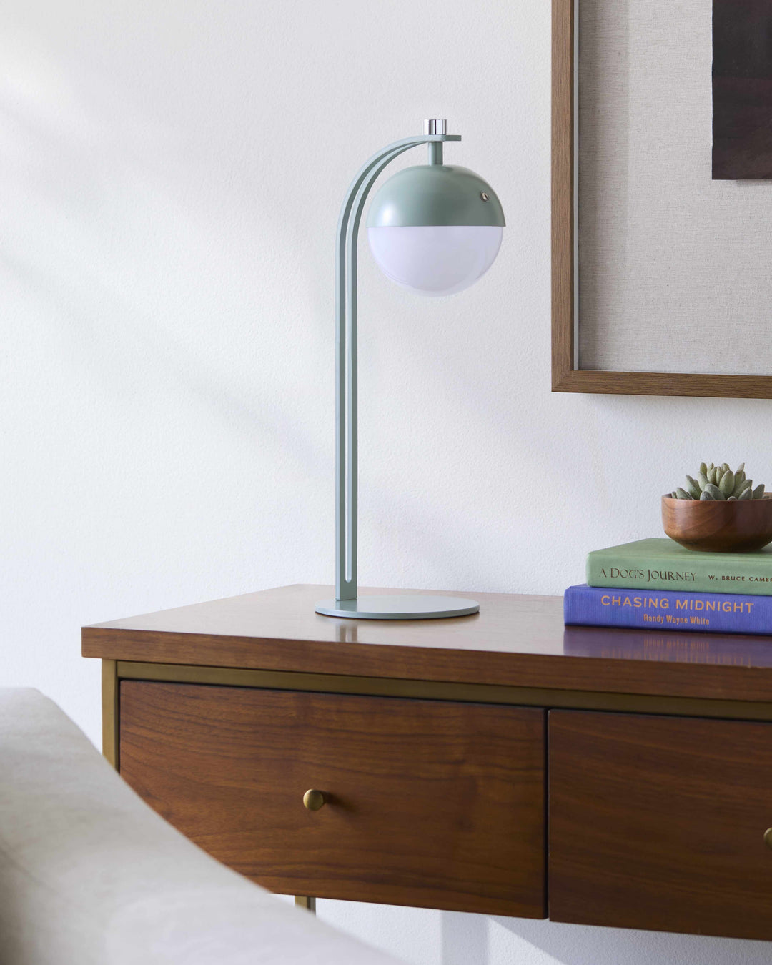 Logovardi Traditional Green & White Table Lamp – Iron Base, Plastic Shade