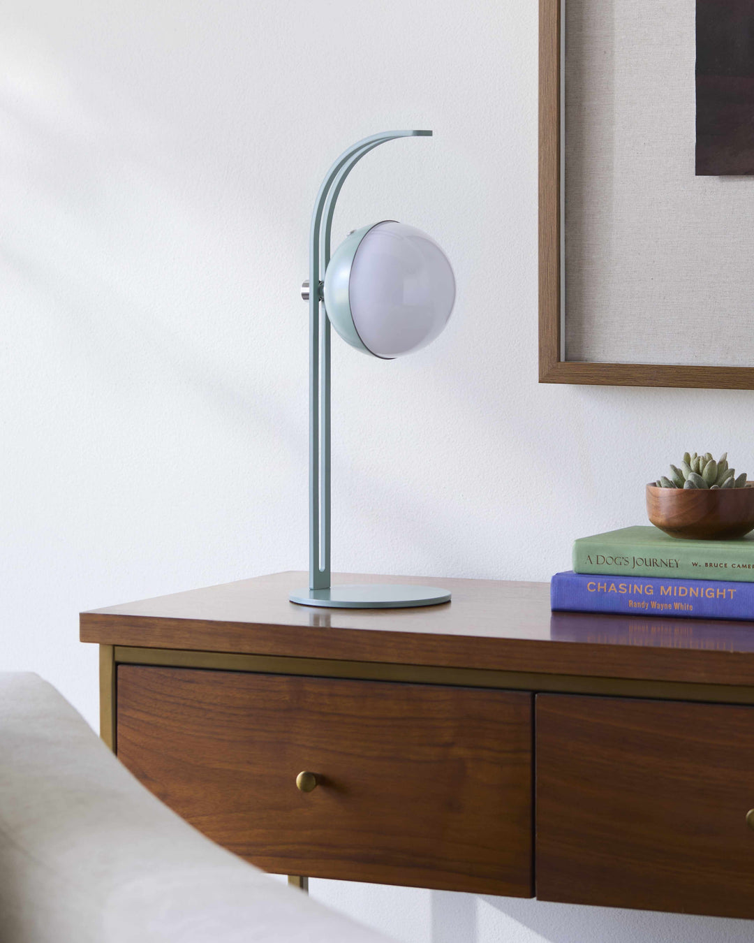 Logovardi Traditional Green & White Table Lamp – Iron Base, Plastic Shade