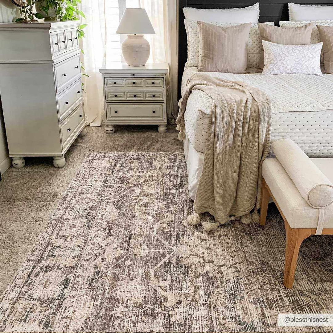 Marlene Traditional Brown And Gray Machine Woven Rug