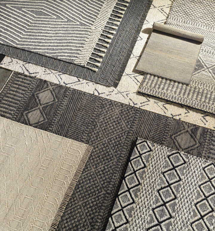 Bachauan Modern Geometrical Design Ivory Hand Woven Area Rug