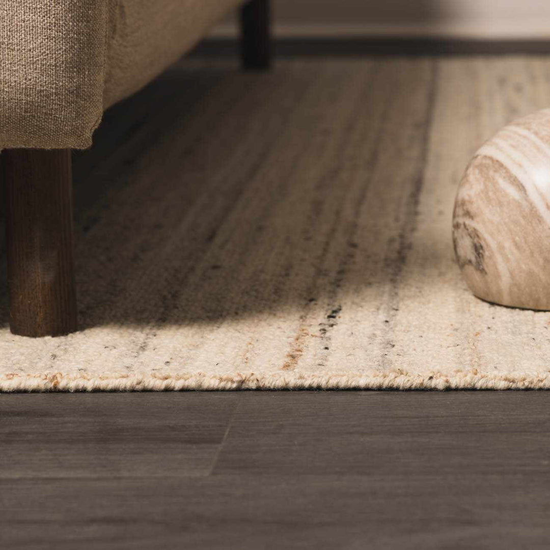 Capote Contemporary Style Beige Hand Tufted Wool Area Rug