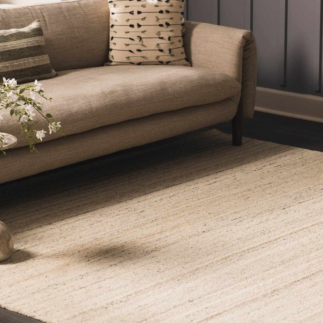 Capote Contemporary Style Beige Hand Tufted Wool Area Rug