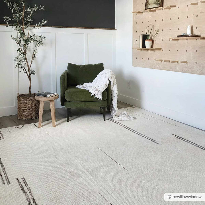 Akito Modern Abstract Ivory And Machine Woven Rug