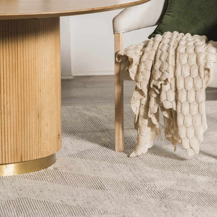 Ayano Modern Geometric Design Gray And Ivory Washable Rug