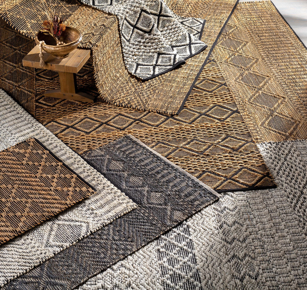 Bachauan Modern Geometrical Design Ivory Hand Woven Area Rug