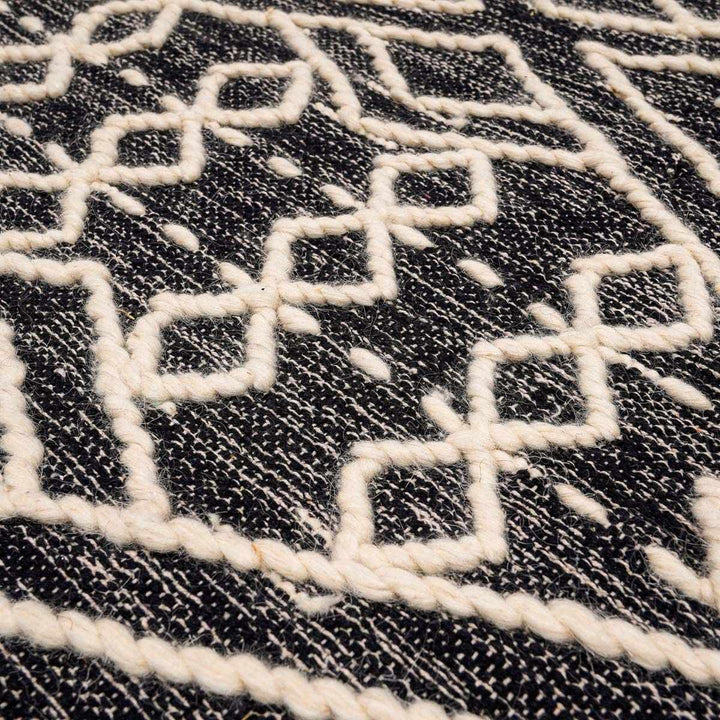 Skedee Modern Gemetrical Design Black Hand Woven Area Rug