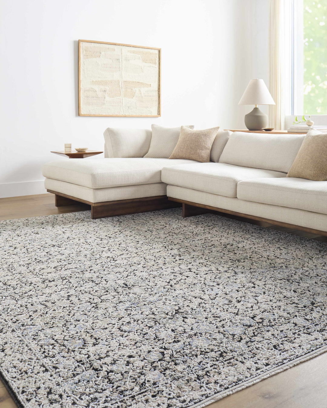 Haran Traditional Style Ivory And Blue Area Rug