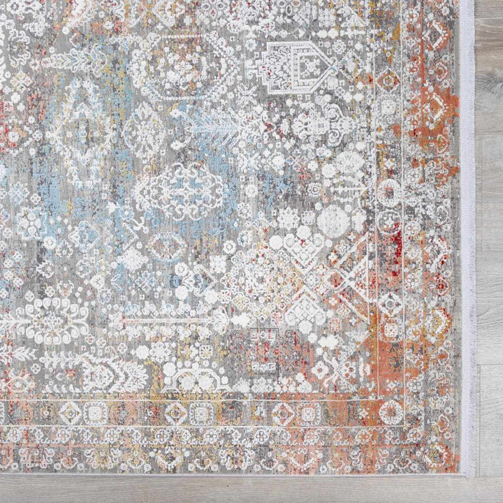 Witheridge Traditional Style Ivory And Gray Area Rug