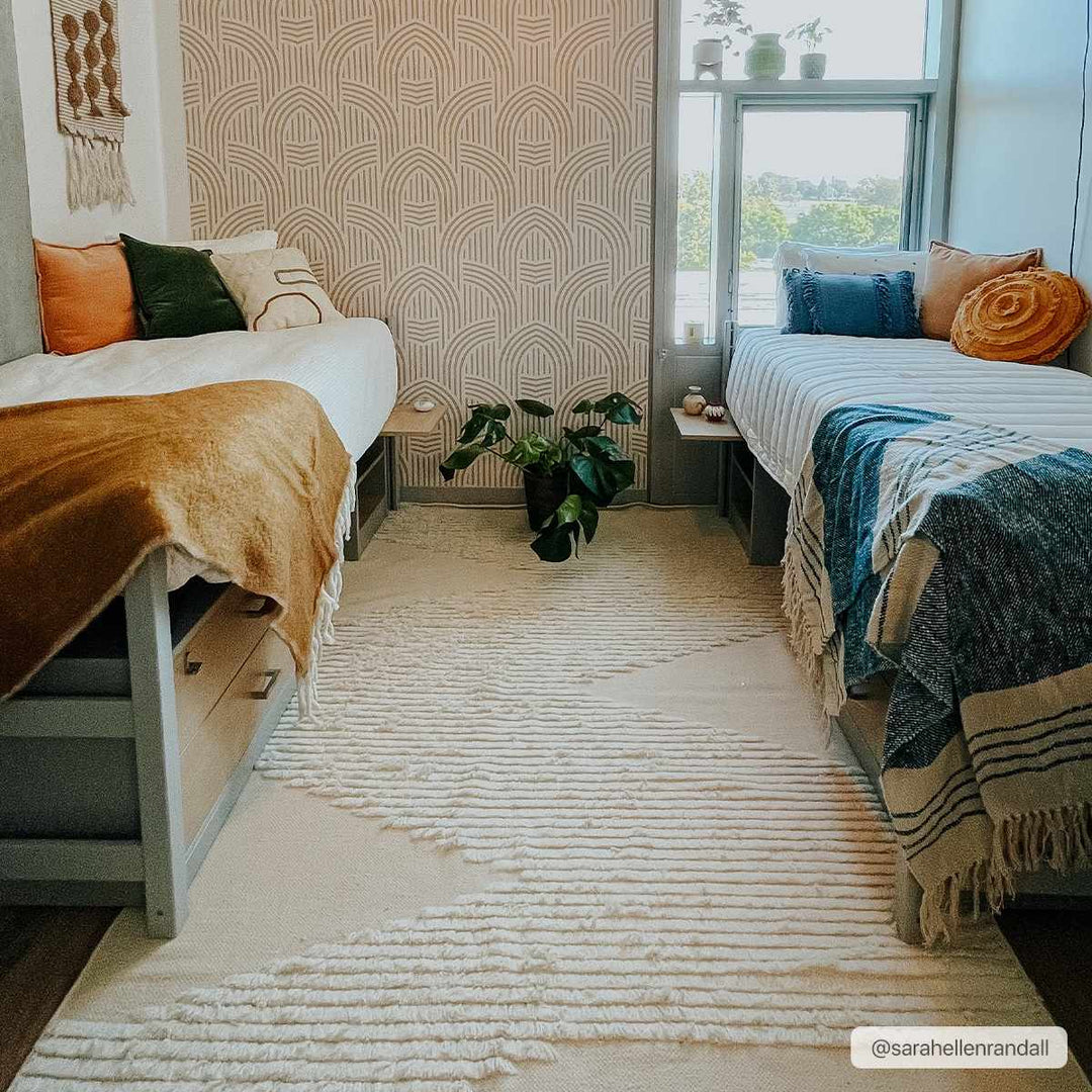 Woodew Modern Style Ivory Hand Woven Wool Area Rug
