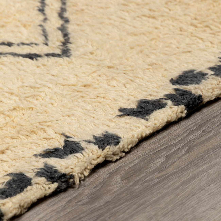 Audrey Contemporary Geometrical Beige And Black Rug