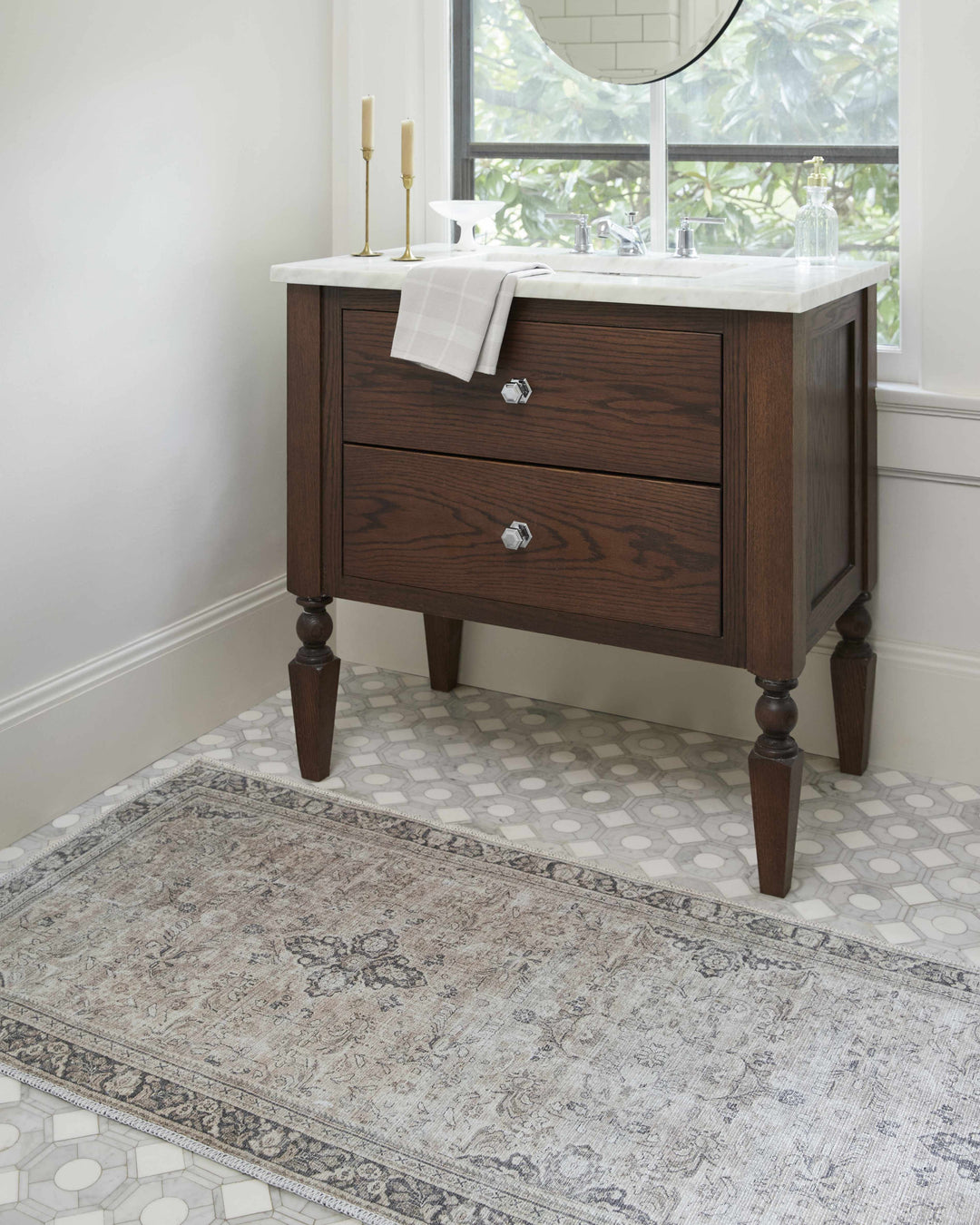 Zeger Traditional Charcoal And Beige Washable Area Rug